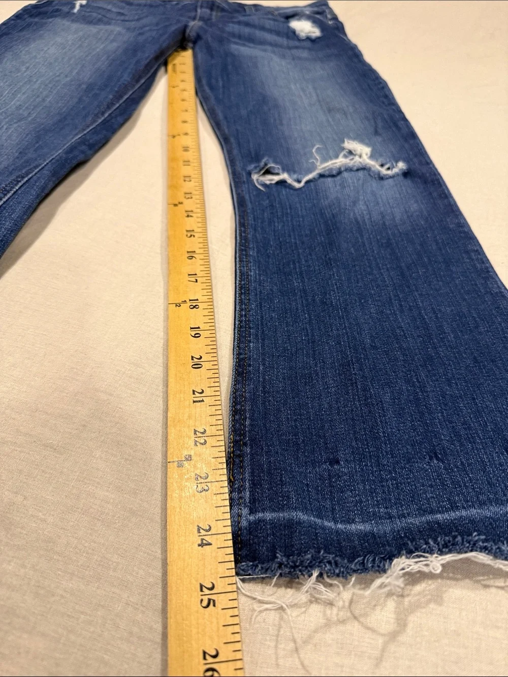 Joe's Jeans Collector’s Edition The Olivia Dark Blue Mid-Rise Cropped Flare